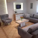 Dom Bursztyn Casa de Férias *