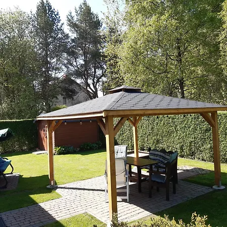 بيت للعطل Dom Bursztyn *