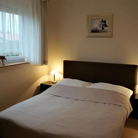 بيت للعطل Dom Bursztyn